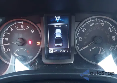 2016 Toyota Tacoma Trd Off Road/Trd Sport z USA, uszkodzony, nr VIN 3TMCZ5AN7GM030243